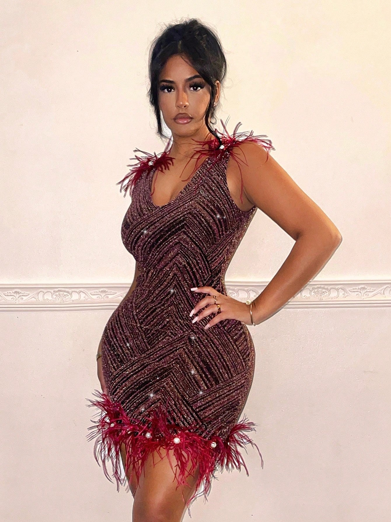 SHEIN SXY New Year'S Eve Party Dress - Mini Sexy Feathered Dress with Gold and Silver Threads