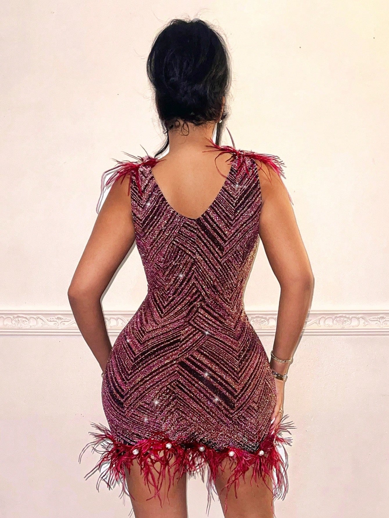 SHEIN SXY New Year'S Eve Party Dress - Mini Sexy Feathered Dress with Gold and Silver Threads
